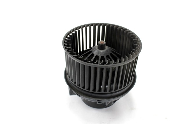 VENTILATOR  KABINE  OEM N. 3M5H-18456-EC ORIGINAL REZERVNI DEL FORD FOCUS DA HCP DP MK2 BER/SW (2005 - 2008) DIESEL LETNIK 2007