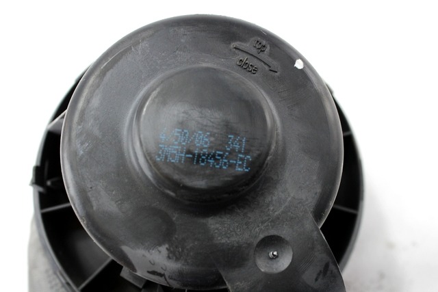 VENTILATOR  KABINE  OEM N. 3M5H-18456-EC ORIGINAL REZERVNI DEL FORD FOCUS DA HCP DP MK2 BER/SW (2005 - 2008) DIESEL LETNIK 2007