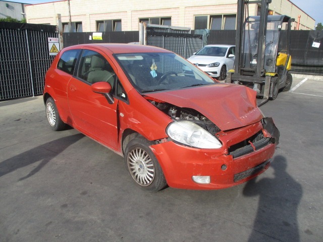 FIAT GRANDE PUNTO 1.3 D 55KW 5M 3P (2005) RICAMBI IN MAGAZZINO