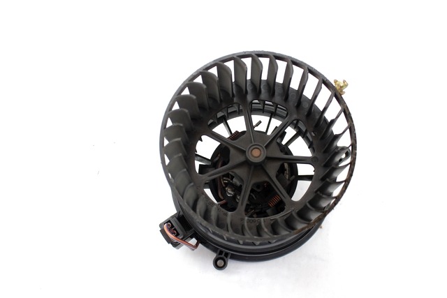 VENTILATOR  KABINE  OEM N. 2S6H-18456-AD ORIGINAL REZERVNI DEL FORD FIESTA JH JD MK5 R (2005 - 2008) DIESEL LETNIK 2007