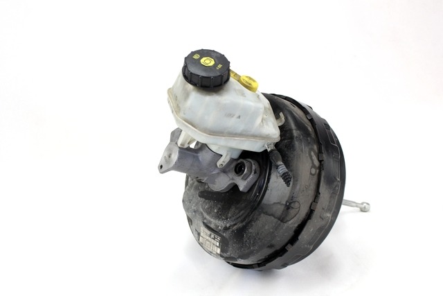 SERVO OJACEVALNIK ZAVOR S PUMPO OEM N. 13228183 ORIGINAL REZERVNI DEL OPEL INSIGNIA A G09 (2008 - 2017)DIESEL LETNIK 2010