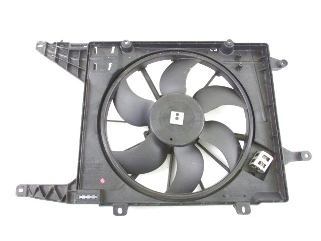 VENTILATOR HLADILNIKA OEM N. 8200065257 ORIGINAL REZERVNI DEL RENAULT SCENIC JA0/1 MK1 (1996 - 1999) DIESEL LETNIK 1999