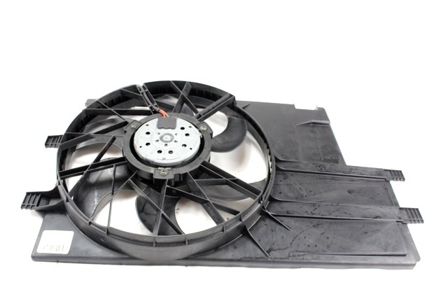 VENTILATOR HLADILNIKA OEM N. 1685000193 ORIGINAL REZERVNI DEL MERCEDES CLASSE A W168 5P V168 3P 168.031 168.131 (1997 - 2000) DIESEL LETNIK 1999