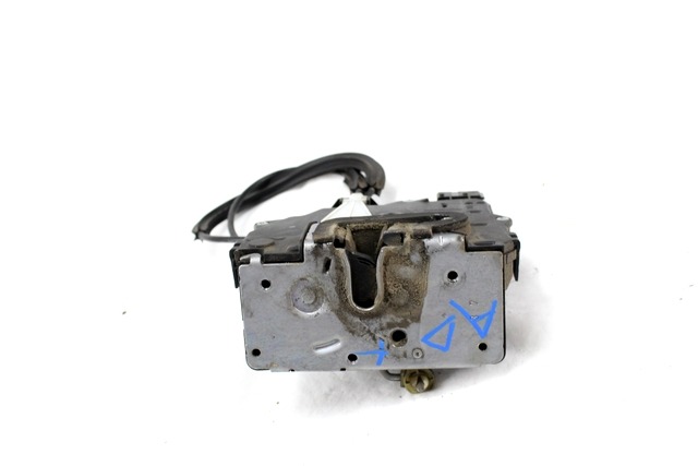 CENTRALNI ZAKLEP SPREDNJIH VRAT  OEM N. 51797562 ORIGINAL REZERVNI DEL FIAT GRANDE PUNTO 199 (2005 - 2012) DIESEL LETNIK 2008