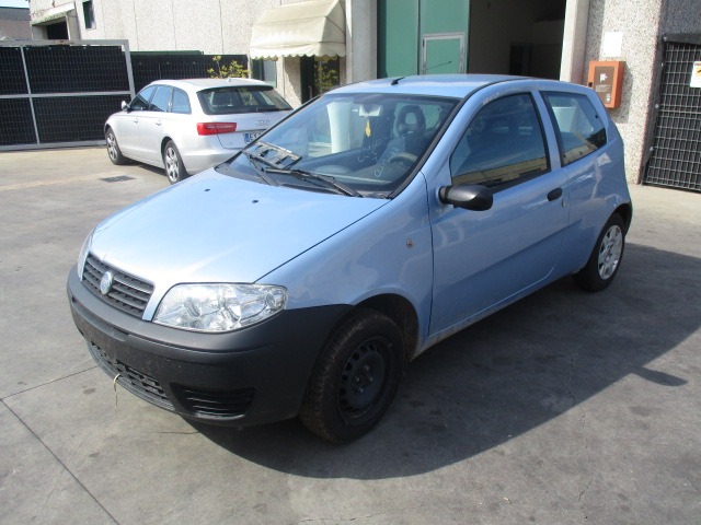 FIAT PUNTO 1.2 B 44KW 5M 3P (2005) RICAMBI IN MAGAZZINO