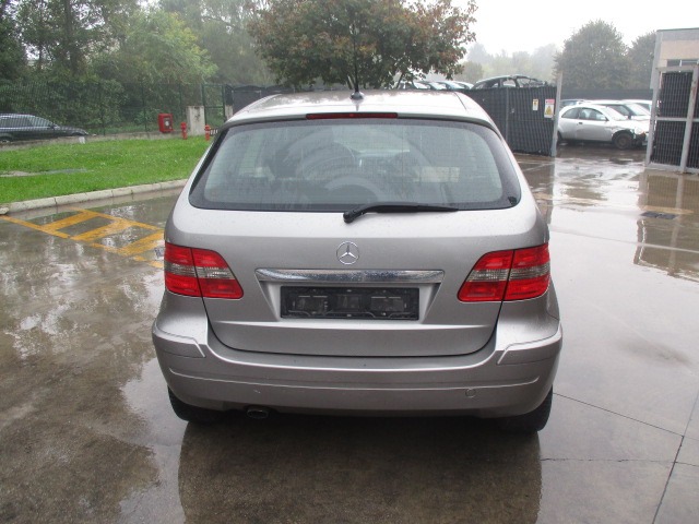 MERCEDES CLASSE B 180 W245 2.0 D 80KW 6M 5P (2006) RICAMBI IN MAGAZZINO 