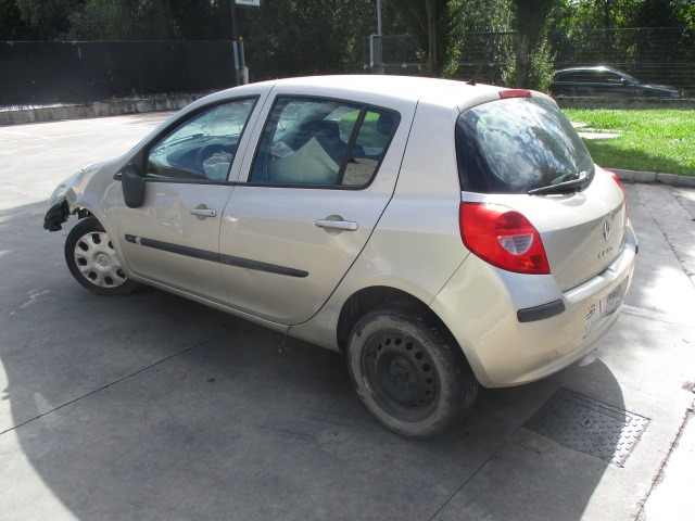 RENAULT CLIO 1.5 D 50KW 5M 5P (2007) RICAMBI IN MAGAZZINO 