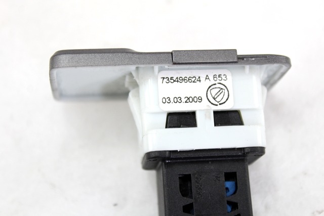 USB / AUX OEM N. 735496624 ORIGINAL REZERVNI DEL LANCIA DELTA 844 MK3 (2008 - 2014) DIESEL LETNIK 2009