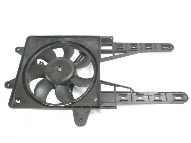 VENTILATOR HLADILNIKA OEM N. 8551750 ORIGINAL REZERVNI DEL FIAT PUNTO 176 MK1/MK1 CABRIO (1993 - 08/1999) BENZINA LETNIK 1997