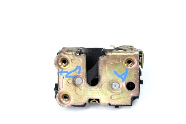 CENTRALNI ZAKLEP SPREDNJIH VRAT  OEM N. 7701044464 ORIGINAL REZERVNI DEL RENAULT KANGOO KC0/1 MK1 (1998 - 2003) DIESEL LETNIK 1998