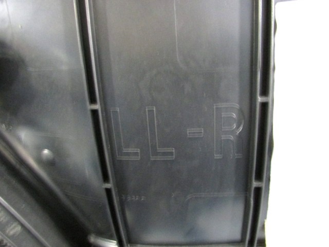 VRATNI PANEL OEM N. PNPDTADA4B7SW5P ORIGINAL REZERVNI DEL AUDI A4 B7 8EC 8ED 8HE BER/SW/CABRIO (2004 - 2007) DIESEL LETNIK 2007