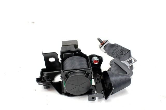 VARNOSTNI PAS OEM N. 89820-A6010 ORIGINAL REZERVNI DEL HYUNDAI I30 GD MK2 (2011 - 2017)DIESEL LETNIK 2013