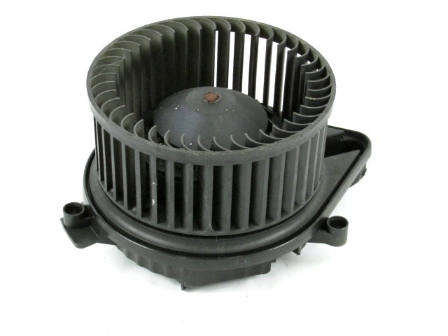 VENTILATOR  KABINE  OEM N. 8E1820021E ORIGINAL REZERVNI DEL AUDI A4 B7 8EC 8ED 8HE BER/SW/CABRIO (2004 - 2007) DIESEL LETNIK 2007