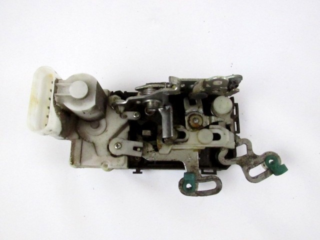 CENTRALNO ZAKLEPANJE PREDNIH LEVIH VRAT OEM N. 46800416 ORIGINAL REZERVNI DEL ALFA ROMEO 147 937 (2001 - 2005)DIESEL LETNIK 2003