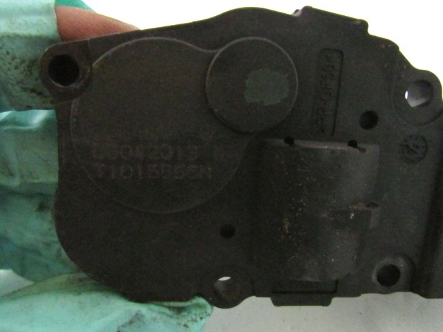 MOTORCEK OGREVANJA OEM N. T1015556H ORIGINAL REZERVNI DEL BMW SERIE 1 BER/COUPE F20/F21 (2011 - 2015) DIESEL LETNIK 2013