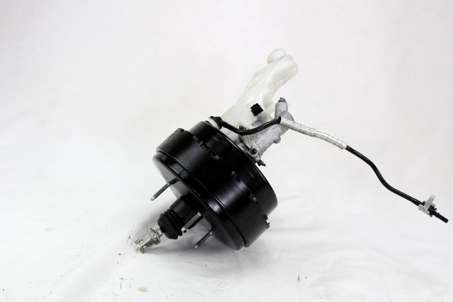 SERVO OJACEVALNIK ZAVOR S PUMPO OEM N. 47200-0F031 ORIGINAL REZERVNI DEL TOYOTA COROLLA VERSO ZER ZZE12 R1 (2004 - 2009) DIESEL LETNIK 2009