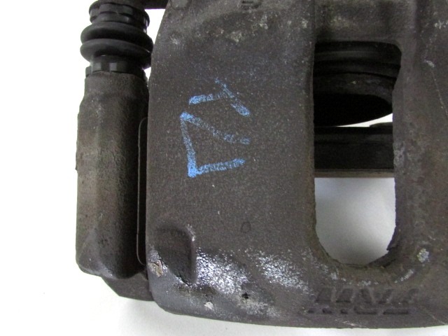 SPREDNJE DESNE ZAVORNE CELJUSTI  OEM N. 7701208333 ORIGINAL REZERVNI DEL RENAULT CLIO BR0//1 CR0/1 KR0/1 MK3 R (05/2009 - 2013) DIESEL LETNIK 2011