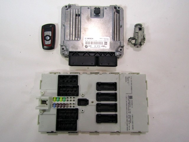 KOMPLET ODKLEPANJE IN VZIG  OEM N. 281019679 ORIGINAL REZERVNI DEL BMW SERIE 1 BER/COUPE F20/F21 (2011 - 2015) DIESEL LETNIK 2013