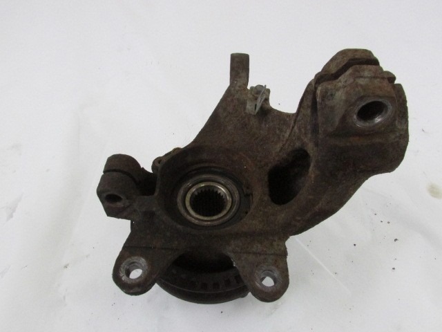 LEVI VRTLJIVI LEZAJ / PESTO KOLESA Z LEZAJEM SPREDAJ OEM N. 1064168 ORIGINAL REZERVNI DEL FORD KA / SPORTKA / STREETKA RB MK1 (1996 - 08/2008) BENZINA LETNIK 2003