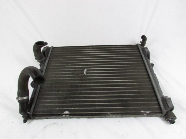 RADIATOR VODE OEM N. 8200164413 ORIGINAL REZERVNI DEL RENAULT CLIO BB CB MK2 R / CLIO STORIA (05/2001 - 2012) BENZINA LETNIK 2007