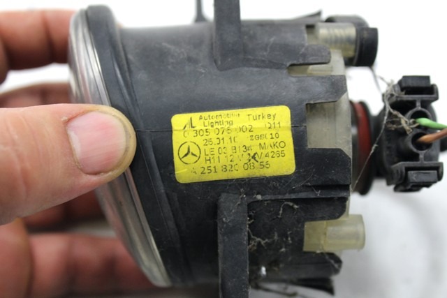 DESNA MEGLENKA OEM N. A2518200856 ORIGINAL REZERVNI DEL MERCEDES CLASSE A W169 5P C169 3P R (05/2008 - 2012) BENZINA LETNIK 2010