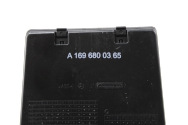 ARMATURNA PLO?CA OEM N. A1696800365 ORIGINAL REZERVNI DEL MERCEDES CLASSE A W169 5P C169 3P R (05/2008 - 2012) BENZINA LETNIK 2010