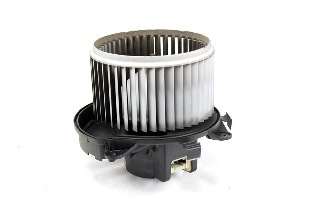 VENTILATOR  KABINE  OEM N. 77363824 ORIGINAL REZERVNI DEL FIAT BRAVO 198 (02/2007 - 2010) DIESEL LETNIK 2008