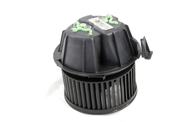 VENTILATOR  KABINE  OEM N. N106609Z ORIGINAL REZERVNI DEL DACIA SANDERO MK1 (2008 - 2012) BENZINA/GPL LETNIK 2009