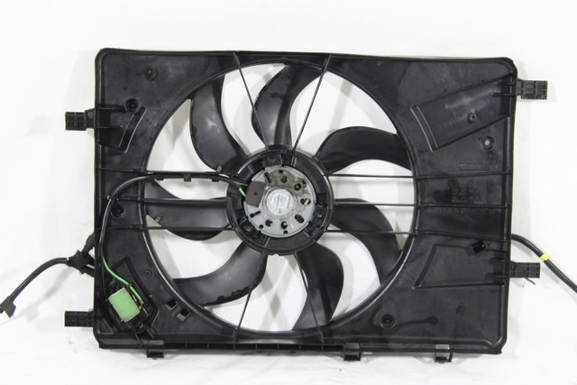 VENTILATOR HLADILNIKA OEM N. 52420908 ORIGINAL REZERVNI DEL OPEL ASTRA J P10 5P/3P/SW (2010 - 2015) DIESEL LETNIK 2011