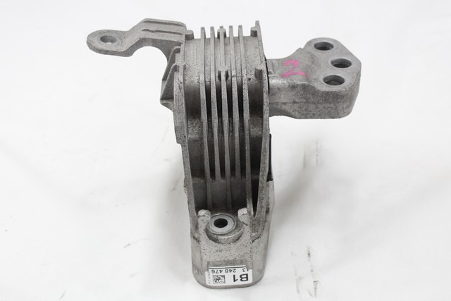 NOSILCI MOTORJA/DRUGO OEM N. 13248476 ORIGINAL REZERVNI DEL OPEL ASTRA J P10 5P/3P/SW (2010 - 2015) DIESEL LETNIK 2011