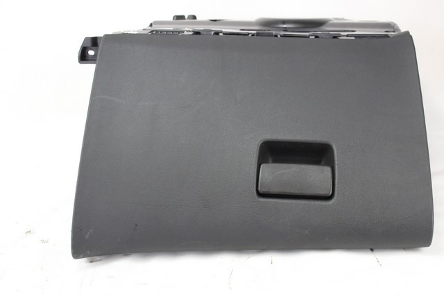 PREDAL ZA DOKUMENTE OEM N. 13306490 ORIGINAL REZERVNI DEL OPEL ASTRA J P10 5P/3P/SW (2010 - 2015) DIESEL LETNIK 2011