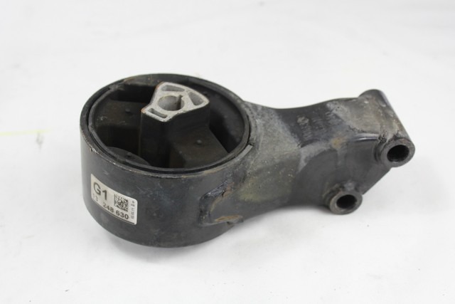 NOSILCI MOTORJA/DRUGO OEM N. 13248630 ORIGINAL REZERVNI DEL OPEL ASTRA J P10 5P/3P/SW (2010 - 2015) DIESEL LETNIK 2011