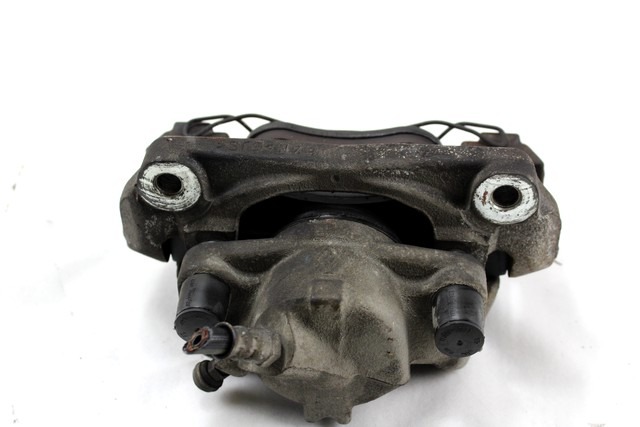 SPREDNJE DESNE ZAVORNE CELJUSTI  OEM N. 410018218R ORIGINAL REZERVNI DEL RENAULT MEGANE MK3 BZ0/1 B3 DZ0/1 KZ0/1 BER/SPORTOUR/ESTATE (2009 - 2015) DIESEL LETNIK 2011