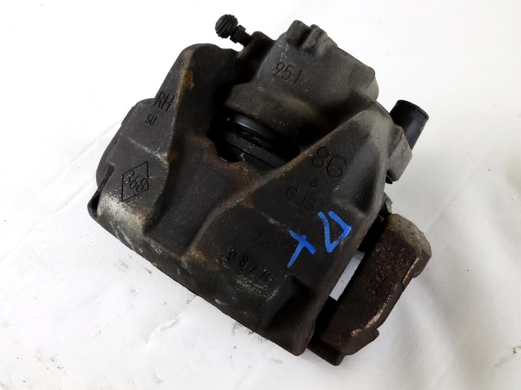 SPREDNJE DESNE ZAVORNE CELJUSTI  OEM N. 410018218R ORIGINAL REZERVNI DEL RENAULT MEGANE MK3 BZ0/1 B3 DZ0/1 KZ0/1 BER/SPORTOUR/ESTATE (2009 - 2015) DIESEL LETNIK 2011