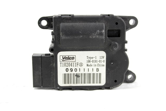 MOTORCEK OGREVANJA OEM N. T1020411F ORIGINAL REZERVNI DEL RENAULT MEGANE MK3 BZ0/1 B3 DZ0/1 KZ0/1 BER/SPORTOUR/ESTATE (2009 - 2015) DIESEL LETNIK 2011