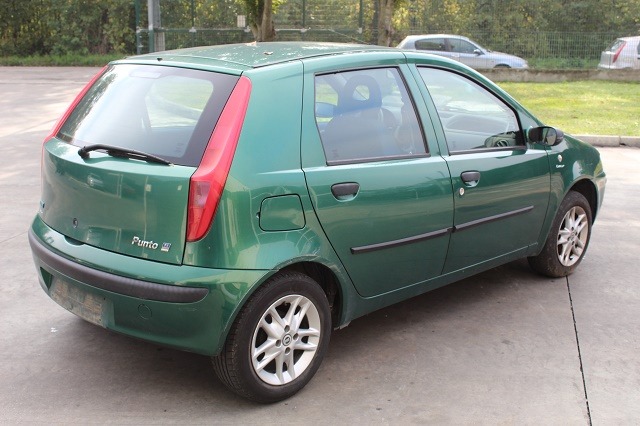 FIAT PUNTO 1.2 B 44KW 5M 5P (2000) RICAMBI IN MAGAZZINO