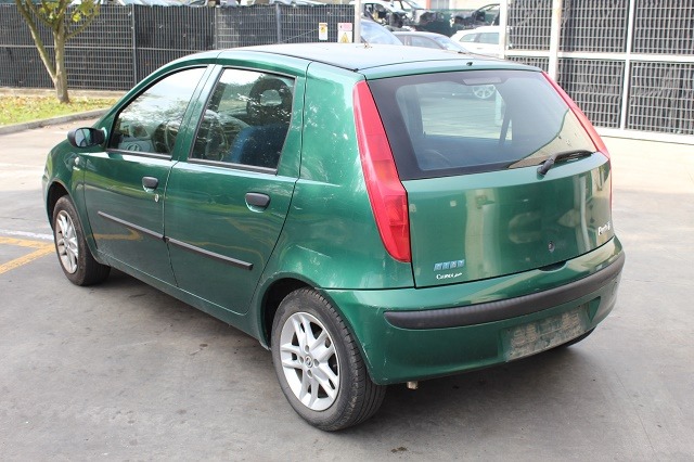 FIAT PUNTO 1.2 B 44KW 5M 5P (2000) RICAMBI IN MAGAZZINO