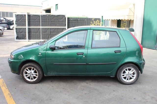 FIAT PUNTO 1.2 B 44KW 5M 5P (2000) RICAMBI IN MAGAZZINO