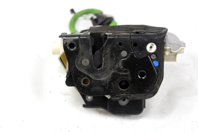 CENTRALNO ZAKLEPANJE ZADNJIH DESNIH VRAT OEM N. 4F0839016 ORIGINAL REZERVNI DEL AUDI A3 MK2 8P 8PA 8P1 (2003 - 2008)DIESEL LETNIK 2007