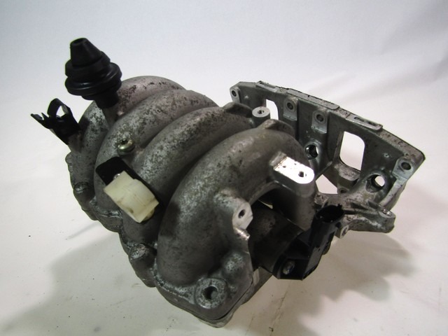 SESALNI KOLEKTOR OEM N. 55228404 ORIGINAL REZERVNI DEL FIAT FIORINO 225 (2007 - 2016) BENZINA/METANO LETNIK 2010