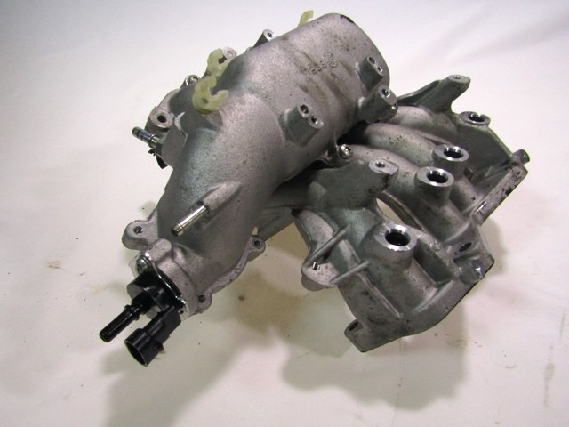 SESALNI KOLEKTOR OEM N. 55228404 ORIGINAL REZERVNI DEL FIAT FIORINO 225 (2007 - 2016) BENZINA/METANO LETNIK 2010