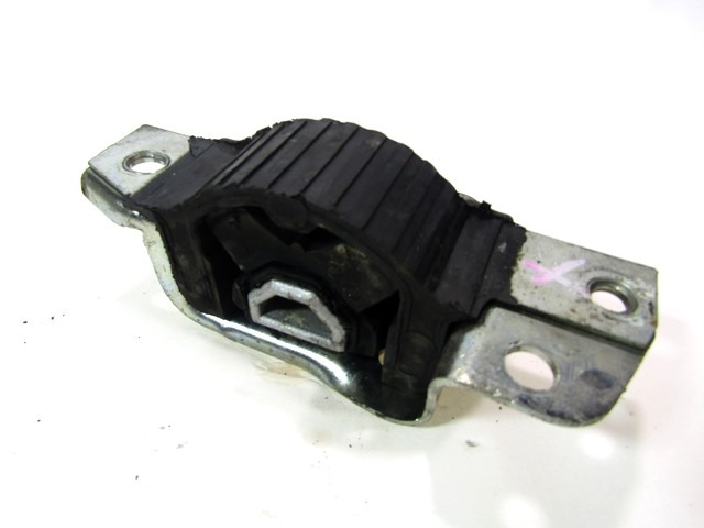 NOSILCI MOTORJA/DRUGO OEM N. 51782560 ORIGINAL REZERVNI DEL FIAT FIORINO 225 (2007 - 2016) BENZINA/METANO LETNIK 2010