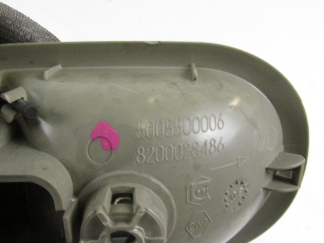 NOTRANJA KLJUKA  OEM N. 8200028486 ORIGINAL REZERVNI DEL RENAULT SCENIC/GRAND SCENIC JM0/1 MK2 (2003 - 2009) BENZINA LETNIK 2007