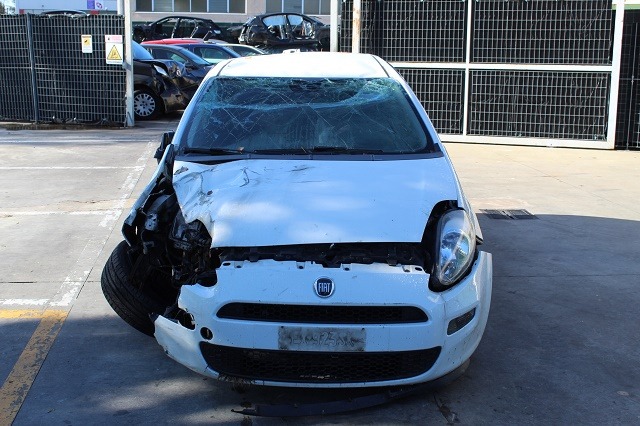 FIAT PUNTO 1.3 D 55KW 5M 5P (2014) RICAMBI IN MAGAZZINO