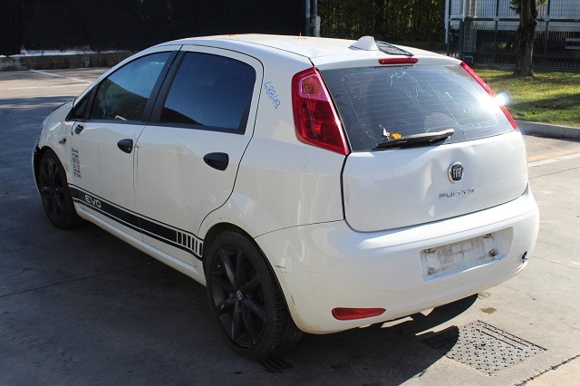 FIAT PUNTO 1.3 D 55KW 5M 5P (2014) RICAMBI IN MAGAZZINO