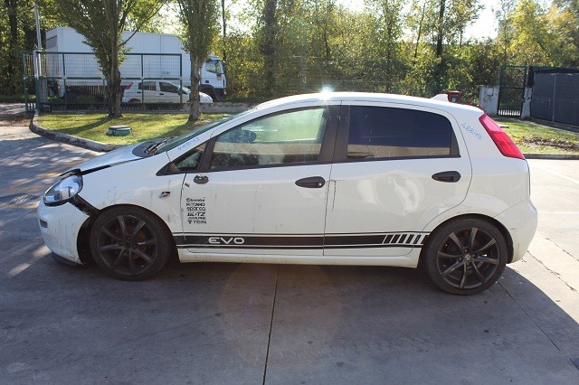 FIAT PUNTO 1.3 D 55KW 5M 5P (2014) RICAMBI IN MAGAZZINO