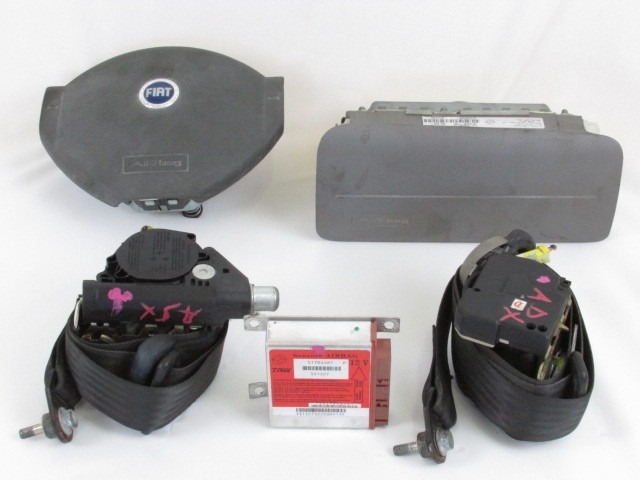 KIT AIRBAG KOMPLET OEM N. 17640 KIT AIRBAG COMPLETO ORIGINAL REZERVNI DEL FIAT PANDA 169 (2003 - 08/2009) DIESEL LETNIK 2006