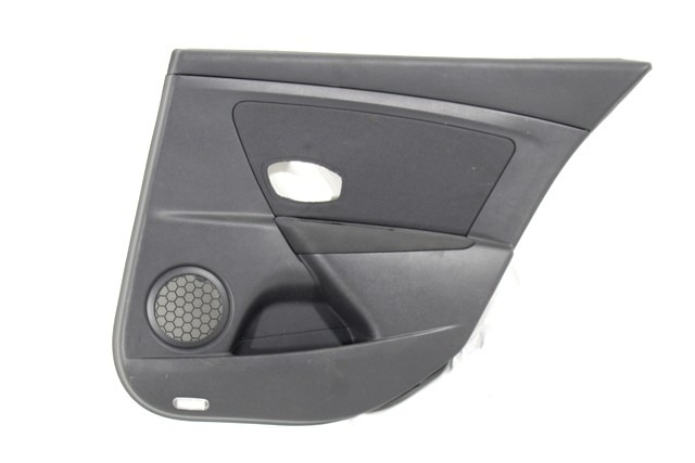 VRATNI PANEL OEM N. PNPDTRNMEGANEBZ01MK3SW5P ORIGINAL REZERVNI DEL RENAULT MEGANE MK3 BZ0/1 B3 DZ0/1 KZ0/1 BER/SPORTOUR/ESTATE (2009 - 2015) BENZINA LETNIK 2011