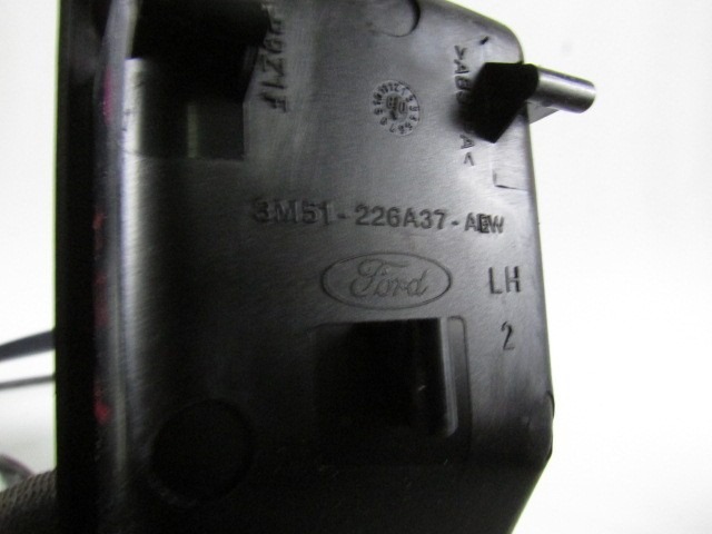 ZADNJE STIKALO OEM N. 7M5T-14529-AA ORIGINAL REZERVNI DEL FORD FOCUS CMAX DM2 MK1 R (04/2007 - 2010) DIESEL LETNIK 2009