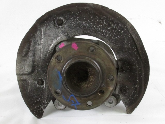 LEVI VRTLJIVI LEZAJ / PESTO KOLESA Z LEZAJEM SPREDAJ OEM N. 31216764443 ORIGINAL REZERVNI DEL BMW SERIE 3 BER/SW/COUPE/CABRIO E90/E91/E92/E93 (2005 -2009) DIESEL LETNIK 2006